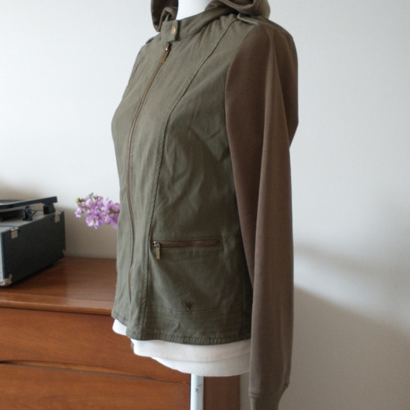 Guess Jacket Medium - Picture 5 of 10